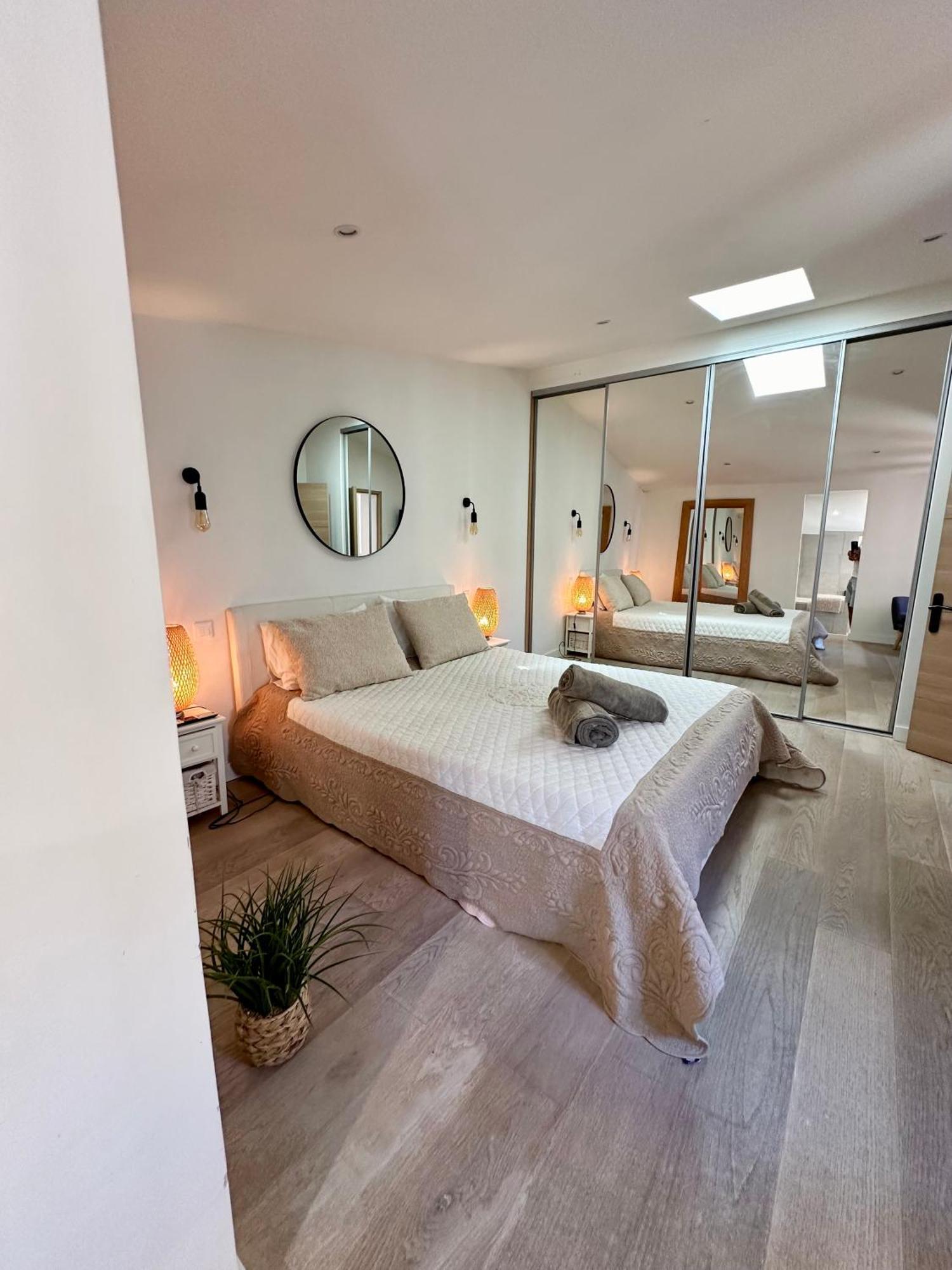 Gorgeous Brand New 2 Bedrooms Antibes Eksteriør billede